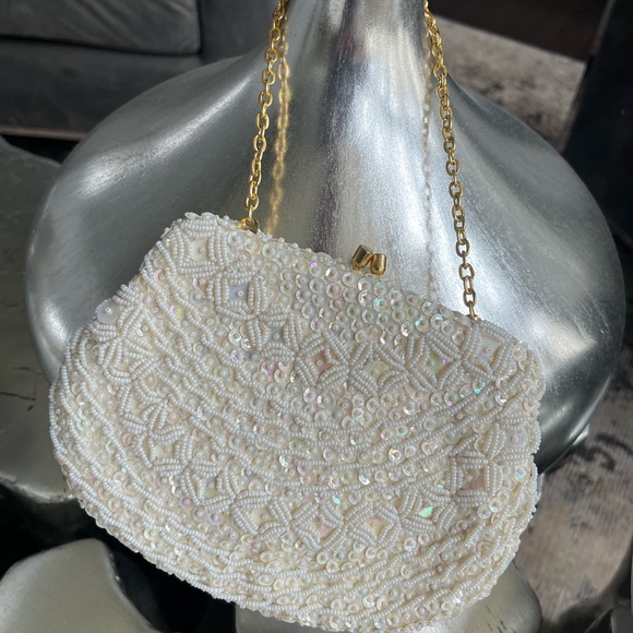 Vintage wedding day fully beaded white evening bag made in ❤️Hong Kong❤️ - Picture 10 of 17